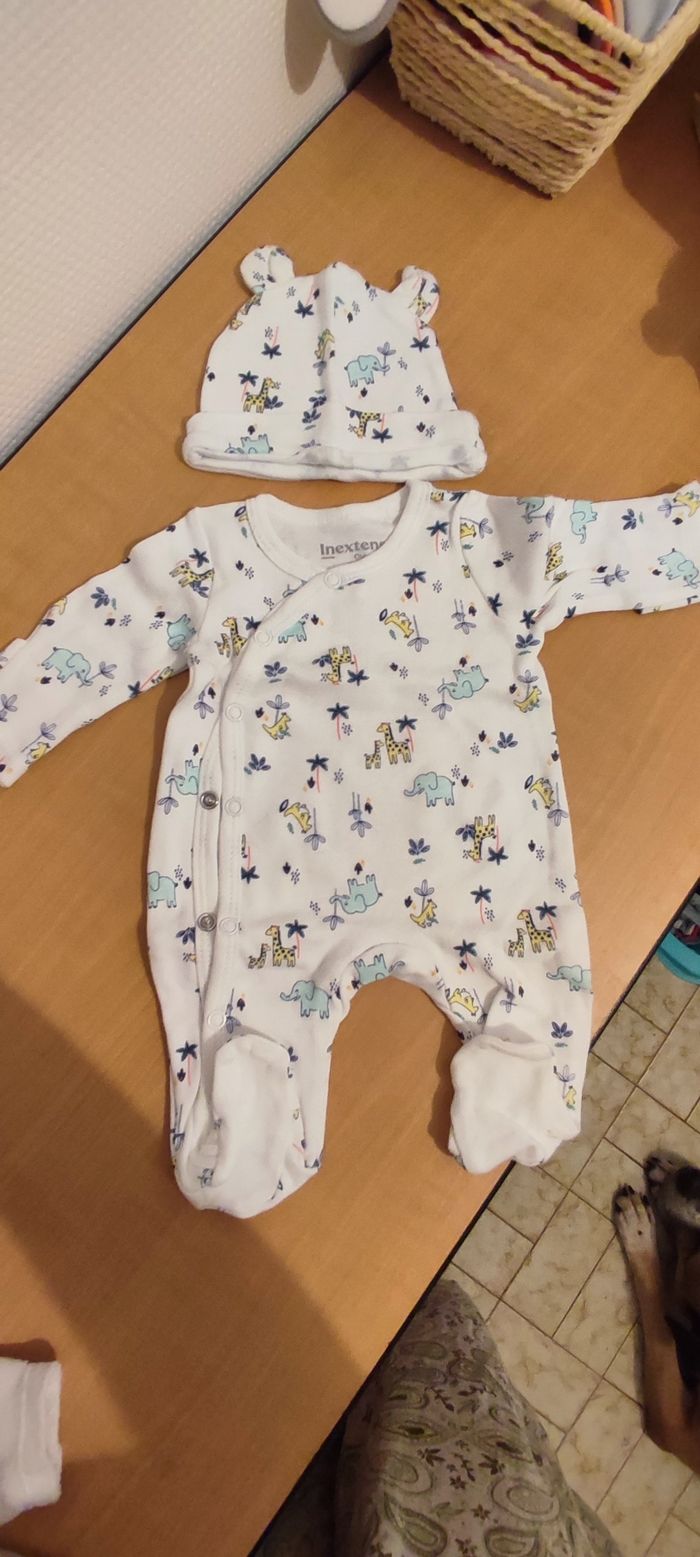 Lot vêtements naissance