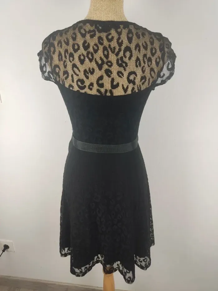 Robe mi-longue cocktail manches courtes noire motif léopard taille S Morgan - photo numéro 2