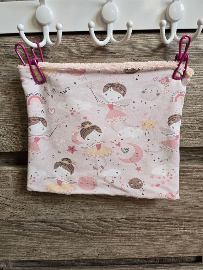 Vêtement Bébé Fille - Tour de cou - photo numéro 2