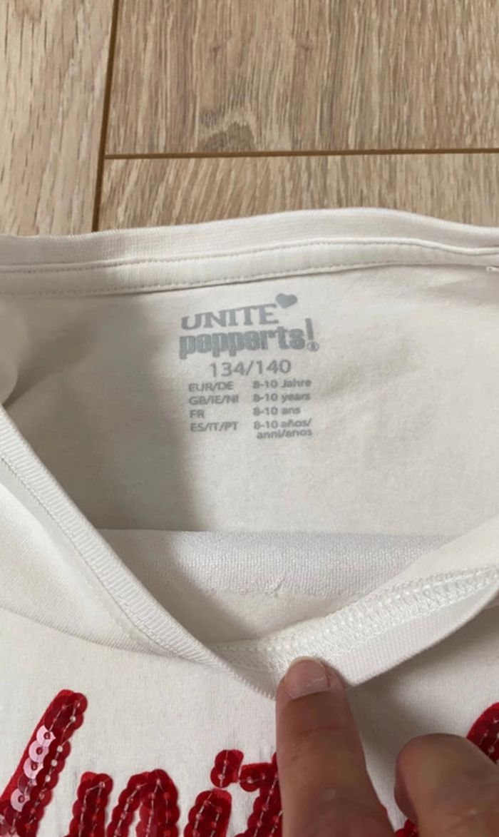 T shirt fille 8/10 ans - photo numéro 3