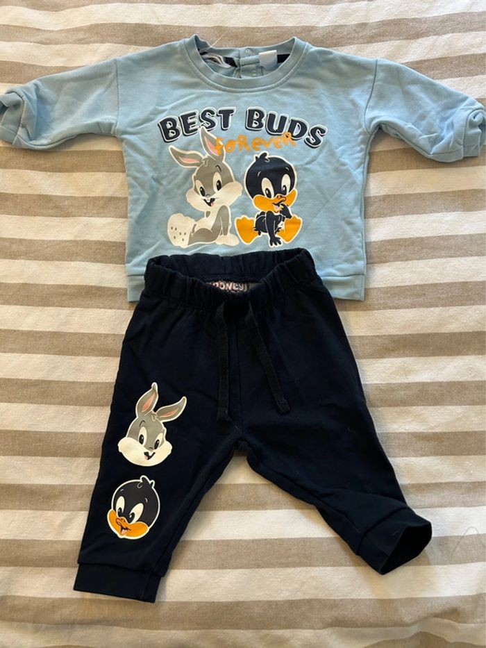 Ensemble survêtement bébé taille 6 mois
