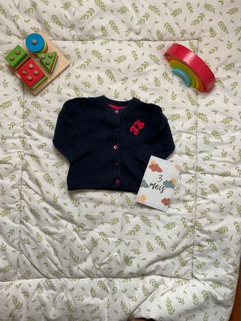 gilet léger bleu marine et rose 3 mois gémo