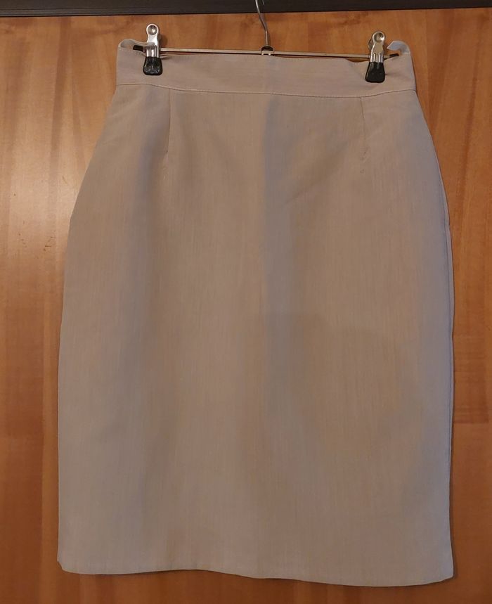 Tailleur jupe - photo numéro 3