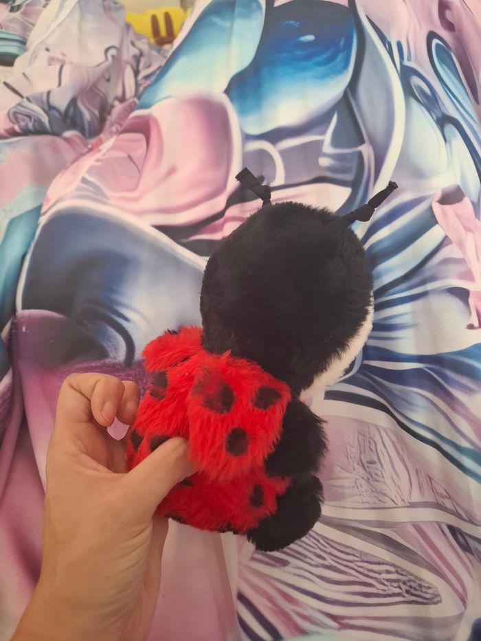 Peluche coccinelle - photo numéro 2