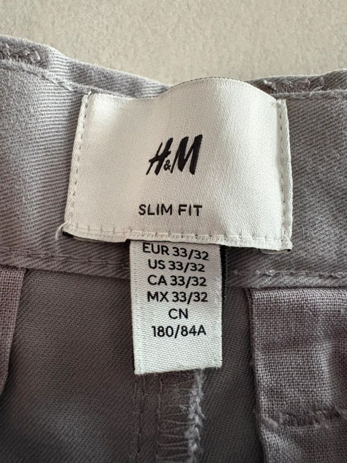 Pantalon H&M gris taille 33/32 en parfait état - photo numéro 2