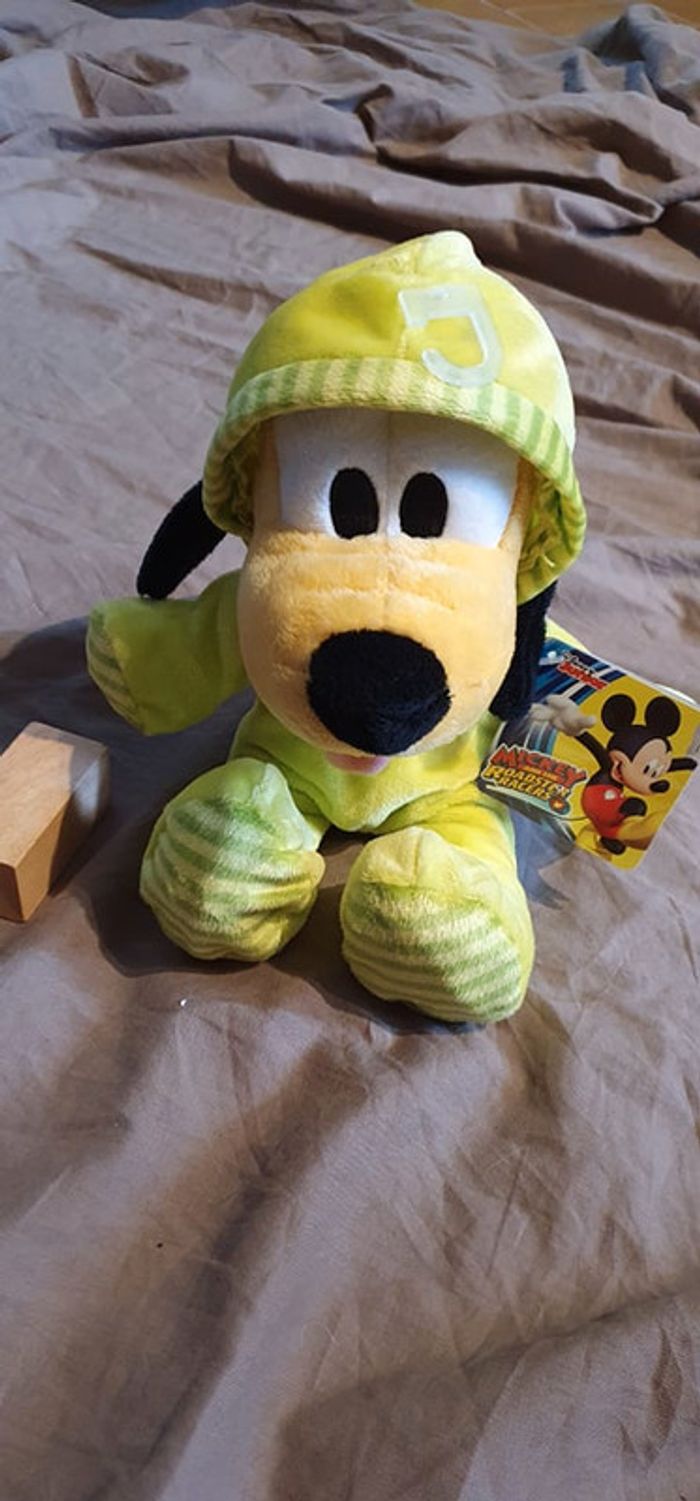 Peluche Pluto pyjama neuve (b)