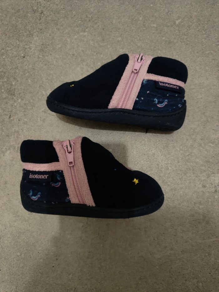Pantoufles 22 Isotoner - photo numéro 2