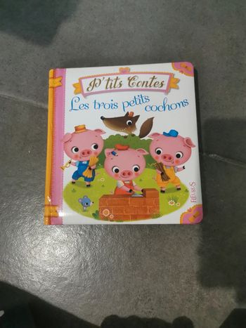 Livre bébé les 3 petits cochons