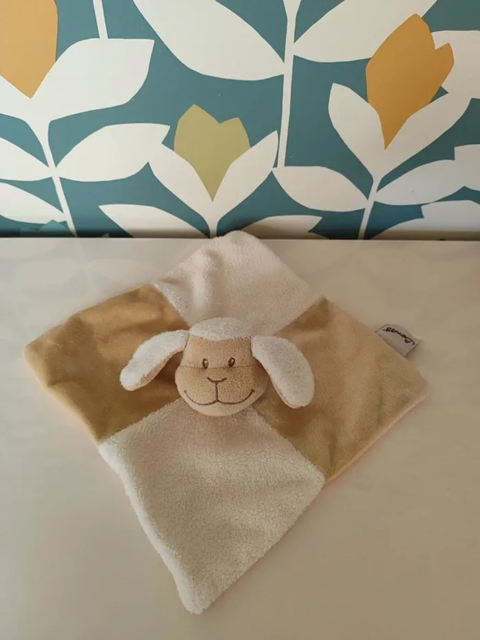 Doudou plat mouton bengy