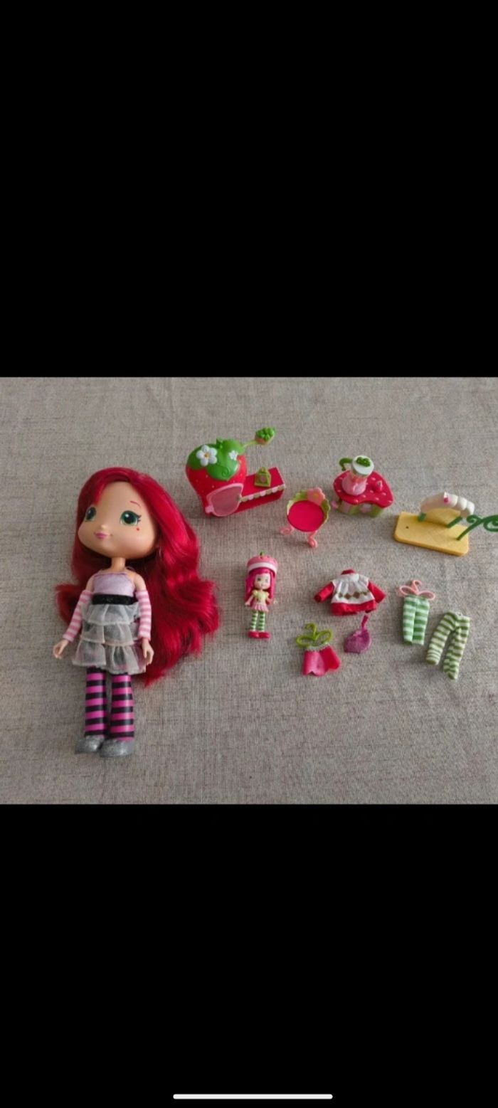 Charlotte aux fraises