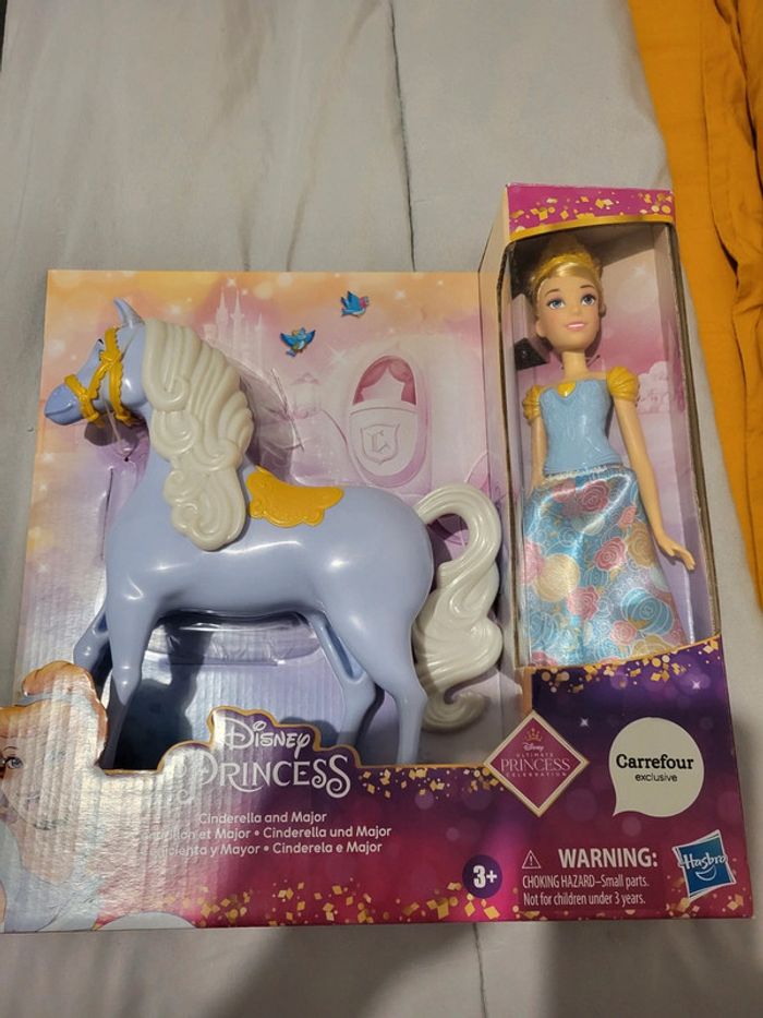 Poupee cendrillon avec son cheval - photo numéro 2