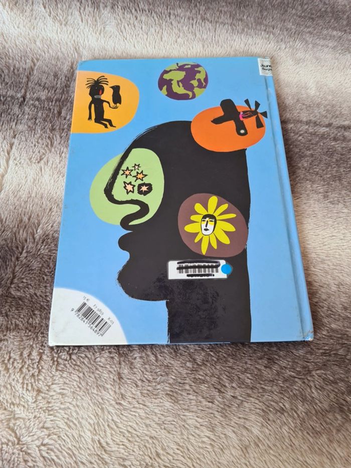 Livre "Dans la tête" - photo numéro 3