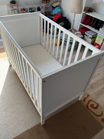 Lit bébé SUNDVIK + matelas - photo numéro 4