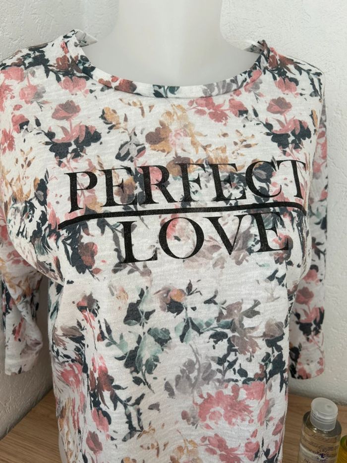 🌺 Haut fleuri "Perfect Love" Jennyfer 🌺 - photo numéro 3
