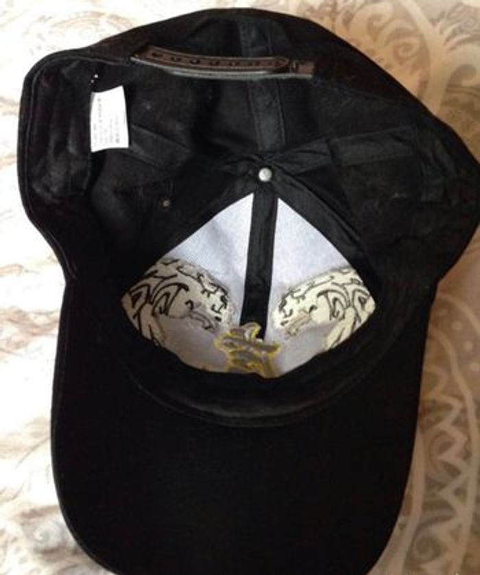 Très belle casquette brodée tigres 🐅 - photo numéro 3