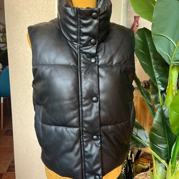 Zara Veste sans manche cuir