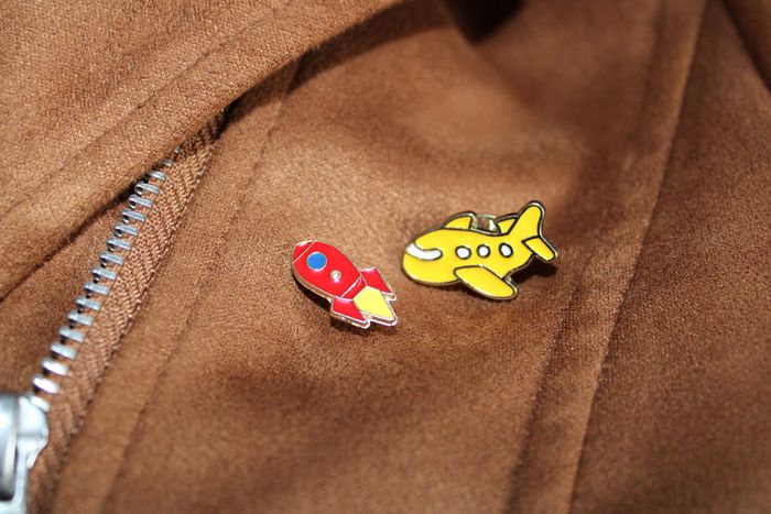 2 pin's - photo numéro 2