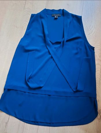 Blouse sans manche T 40 neuve