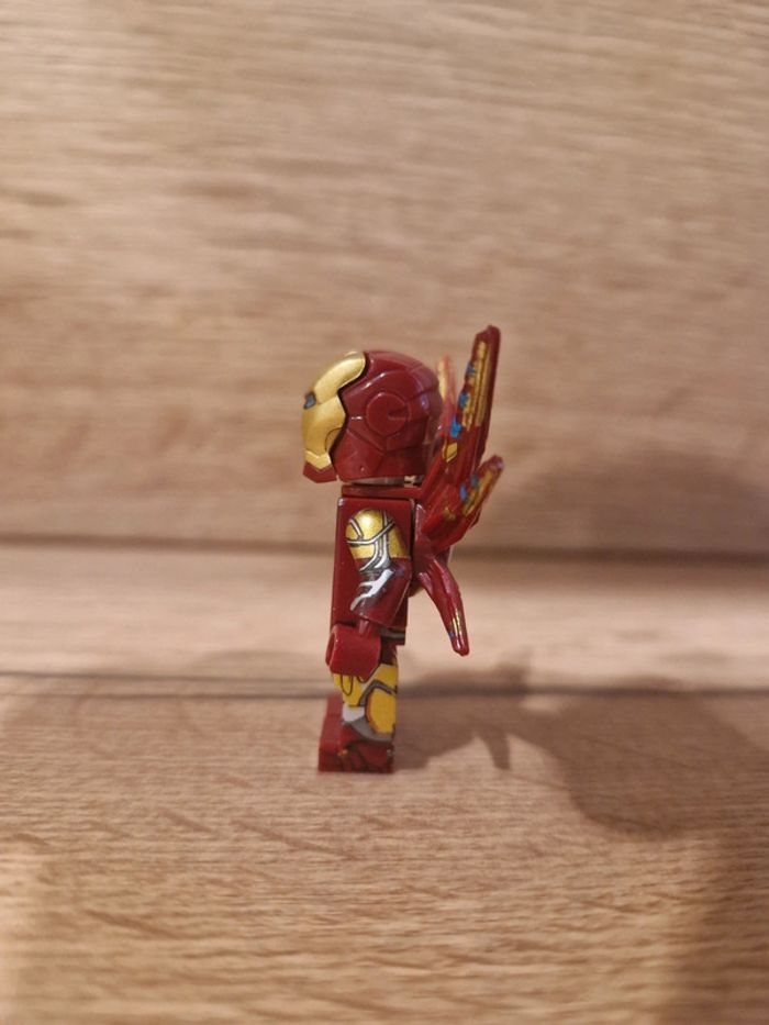 Figurine type lego Iron Man Marvel - photo numéro 3