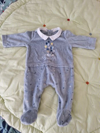 Grenouillère en très bon état