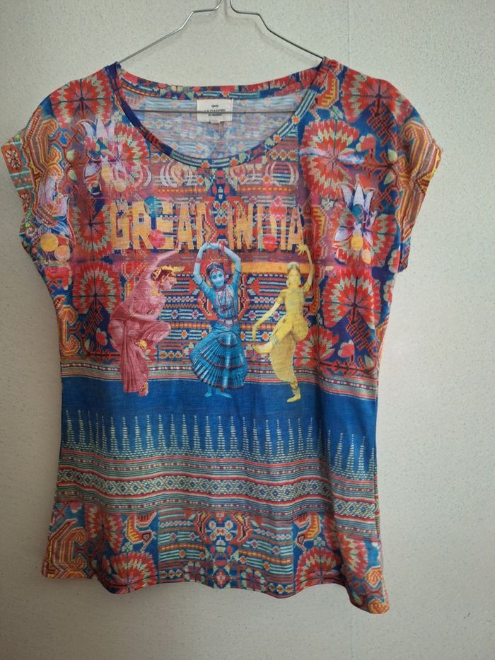 Tee shirt, La Fiancée du Mekong.  Taille 40