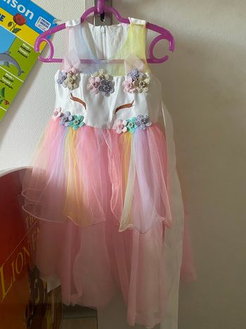 Robe fille taille 3/4 ans 