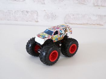 Monster Trucks - Hot Wheels - Hotwheels - Potty (J14)