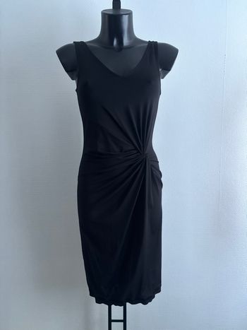 Robe habillée noire neuve