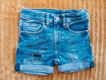 Short garçon taille 3-4 ans