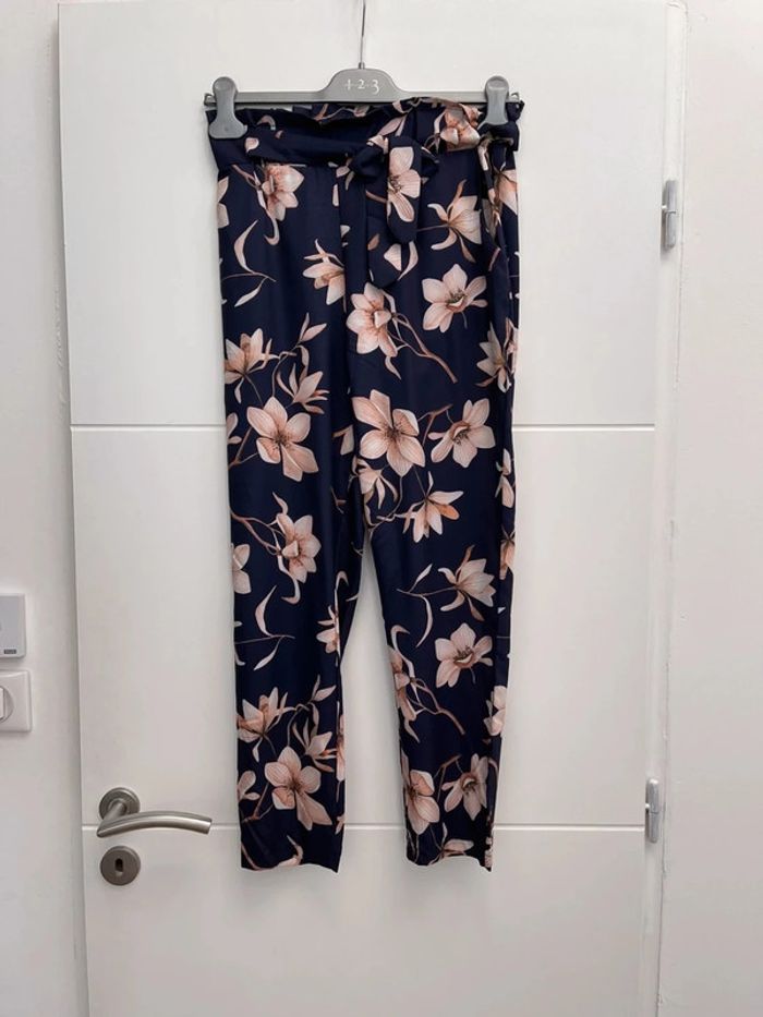 Superbe pantalon fluide fleurie Neuf Made In Italy 🌸 S 36