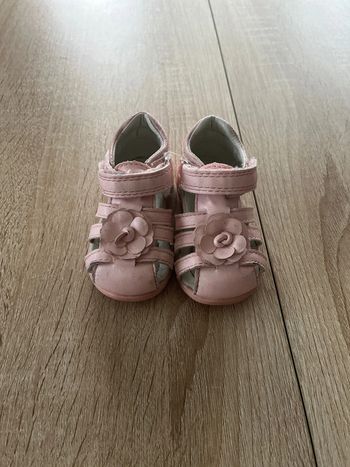 Sandalette bébé