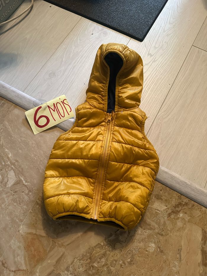 Veste sans manches 6 mois - photo numéro 3