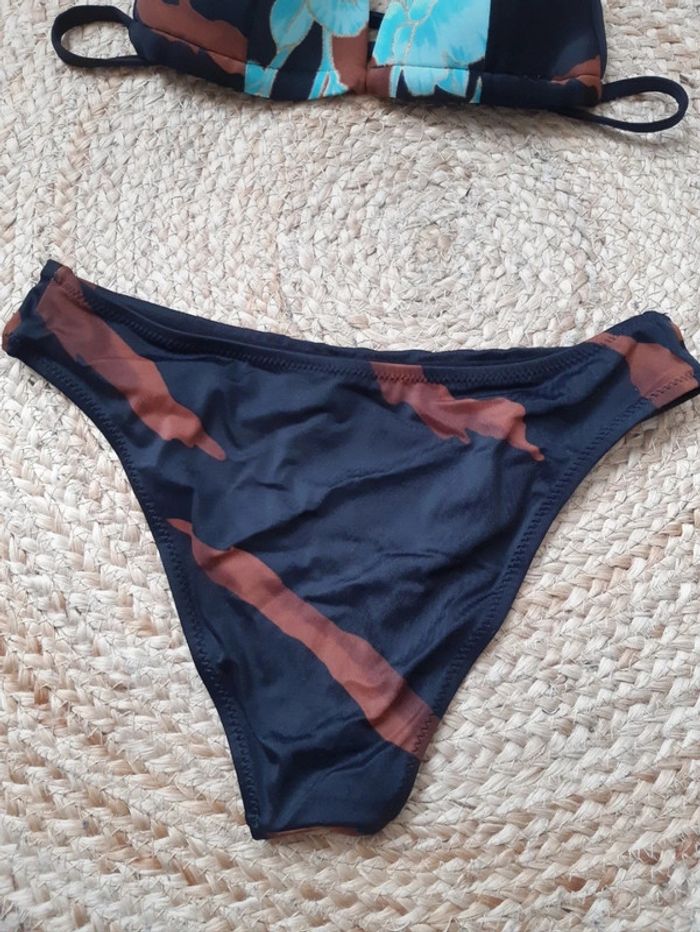 Maillot de bain 2 pièces - photo numéro 4