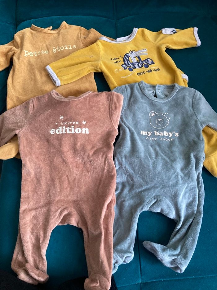 Lot de vêtements naissance 1 mois mixte