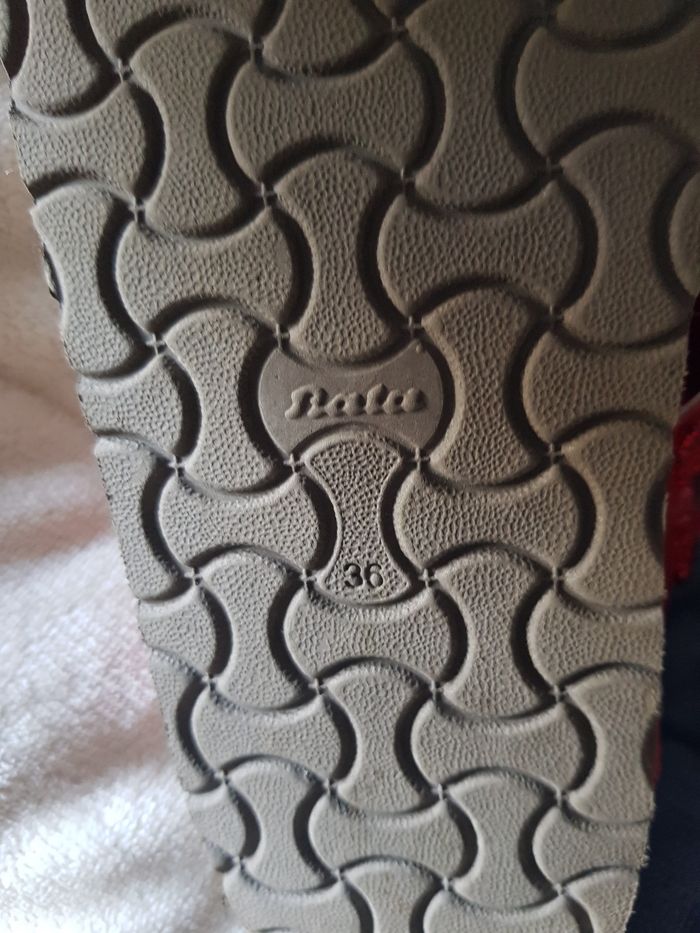 Magnifique sandales neuve pointure 36 bata - photo numéro 6