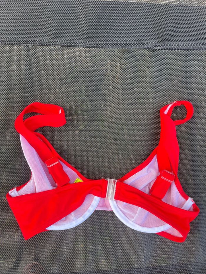 Haut de maillot de bain rouge taille S - photo numéro 3