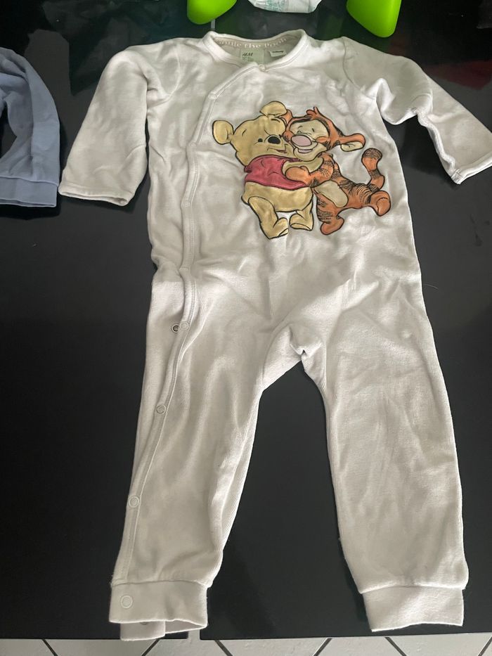 2 pyjamas 12mois - photo numéro 2