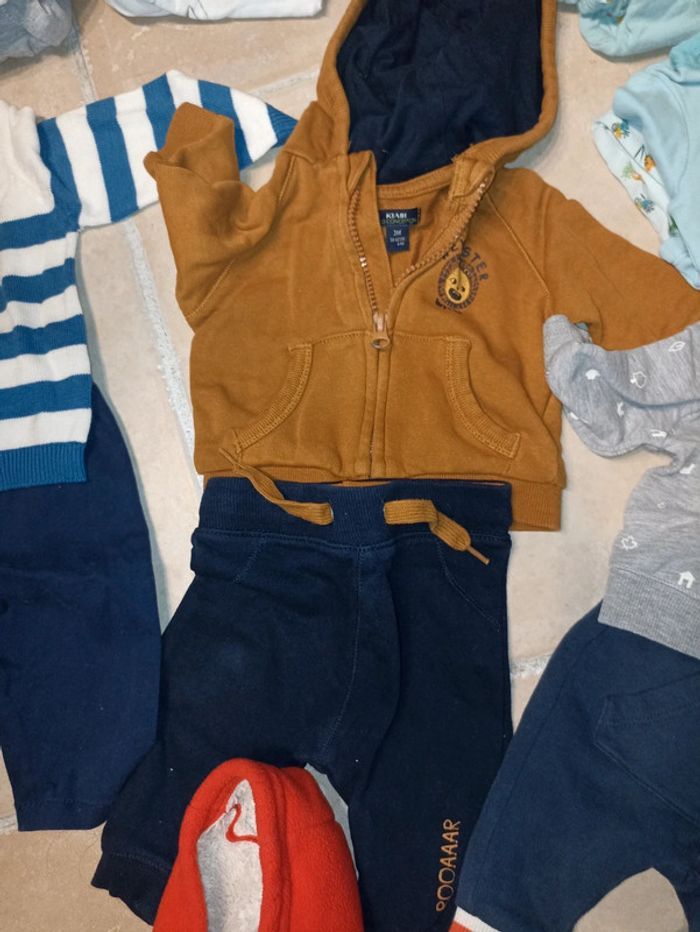Lot +de 30 pièces garçon 3 mois hiver-printemps - photo numéro 9