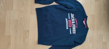 sweat jacks jones M