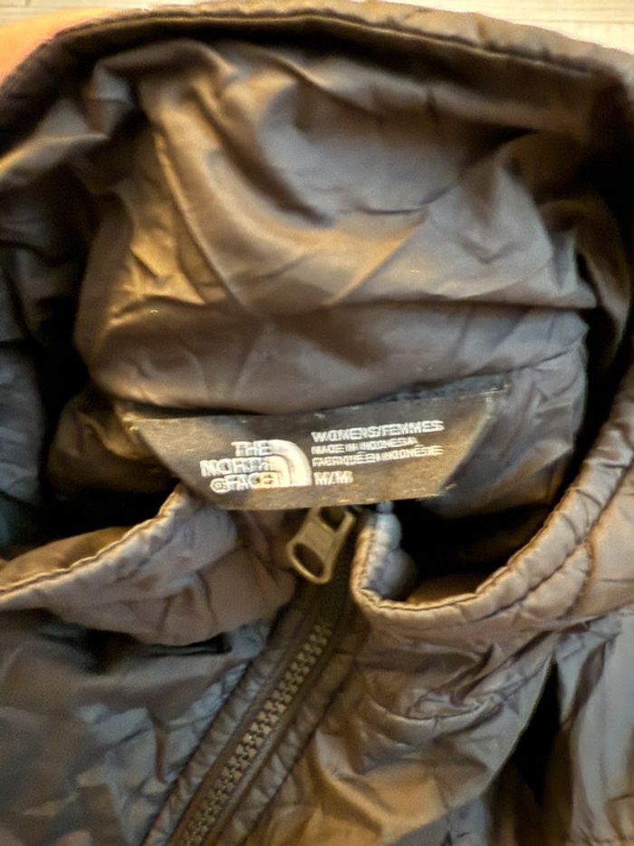 Veste matelassée The North Face Taille 38 - photo numéro 4