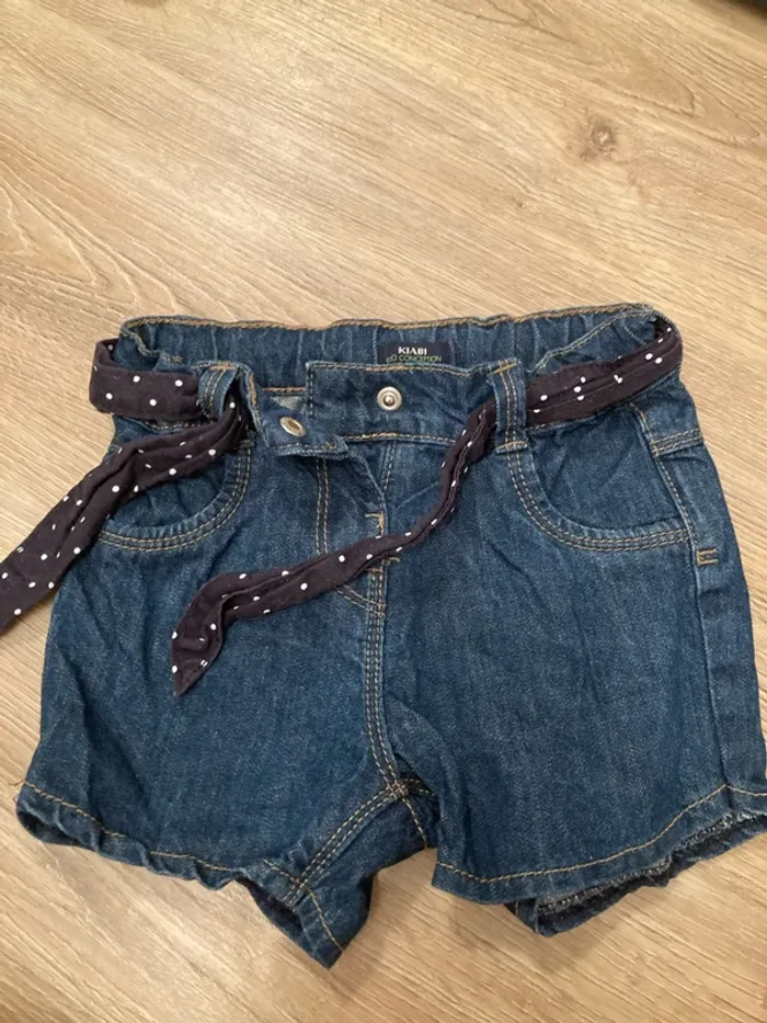 Short en jean kiabi 24 mois 83-89 cm