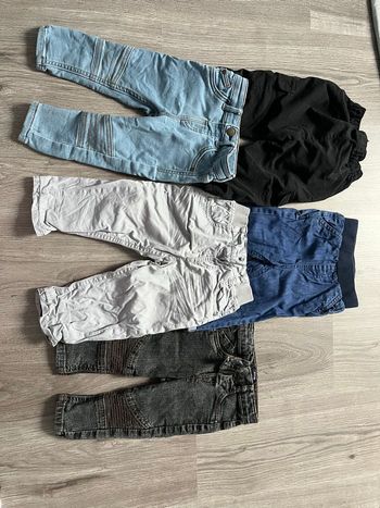 5 pantalons 12 mois