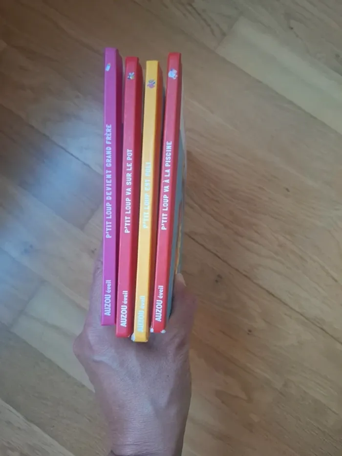 Lot 4 livres p'tit loup - photo numéro 3