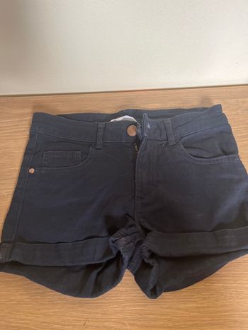 Short court fille  9/10 ans 