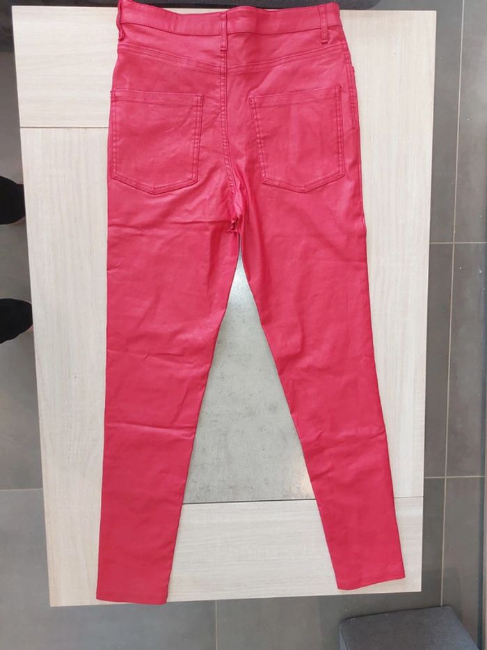 Pantalon simili cuir / Calzedonia / 14 ans - photo numéro 3