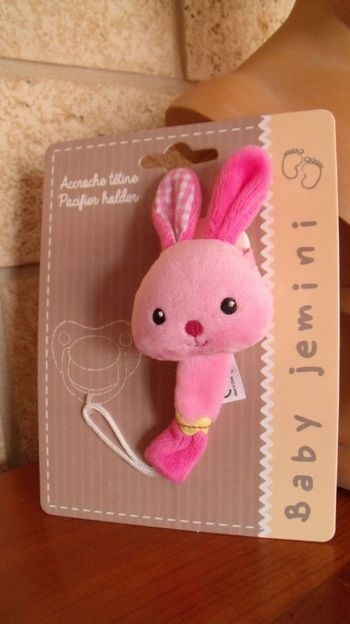 Accroche Tétine "PETIT LAPIN ROSE, " *Baby Jemini