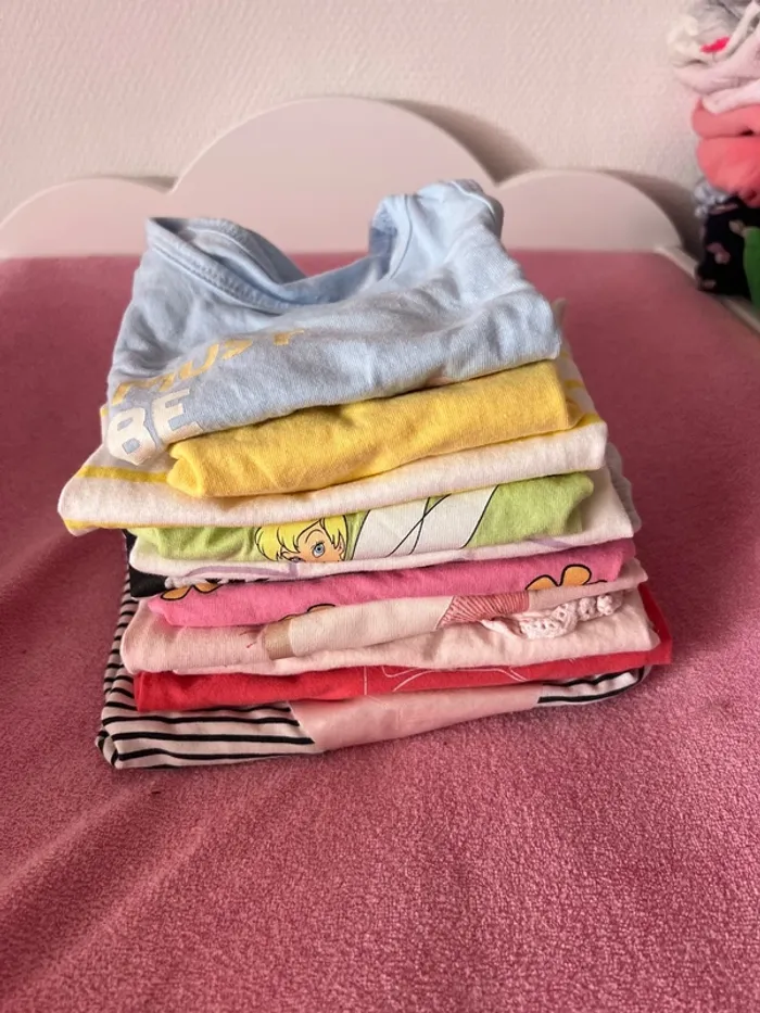 Lot de 11 tshirts taille 9 mois