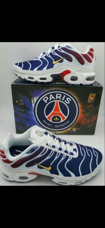 Nike tn psg 42