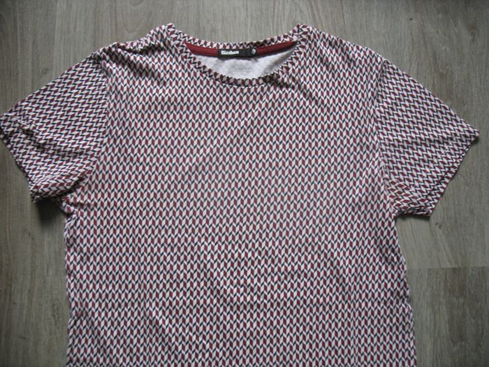TEE SHIRT MC BLANC A MOTIFS BORDEAUX "BIZZBEE" - TAILLE XS - n°05 - photo numéro 2