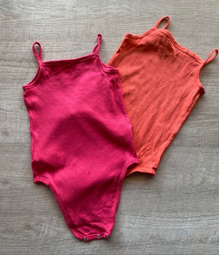 2 bodies - photo numéro 2